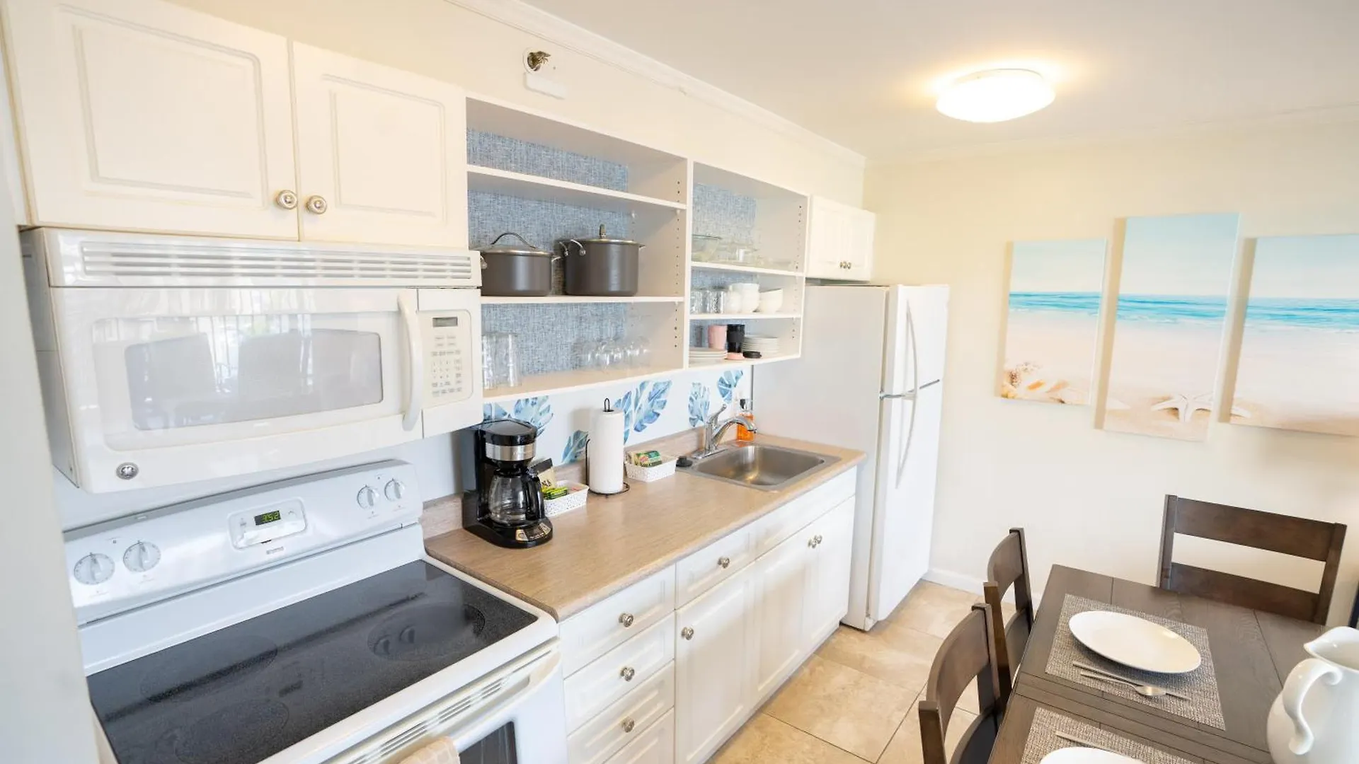 Appartamento Beautiful Waikiki Banyan Mountain View Condo With Full Kitchen, Ample Sleeping And Free Parking Honolulu